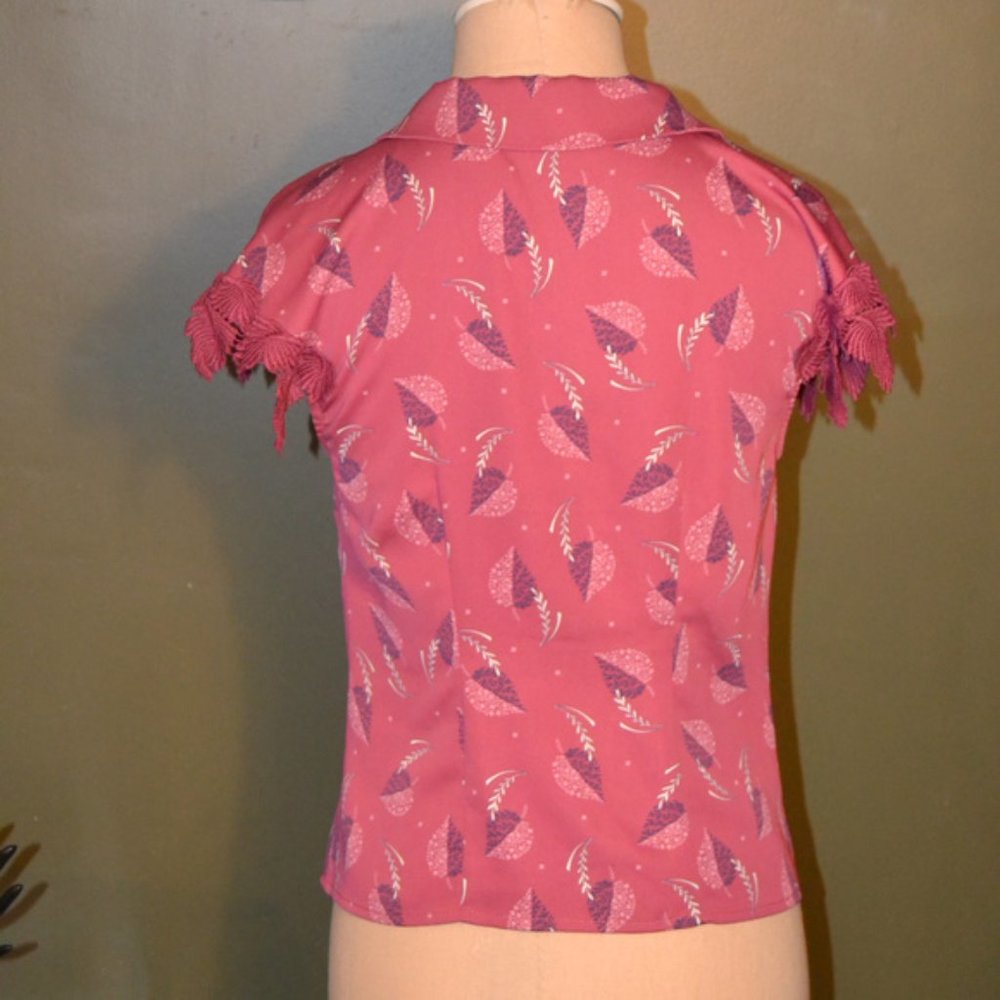 Size Small Top Bundle - ModCloth and Express - Picture 12 of 13